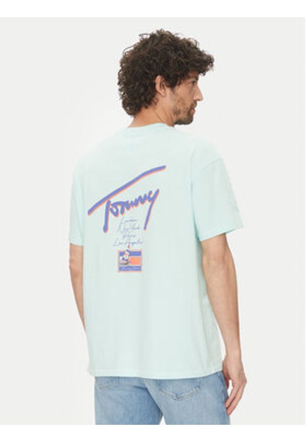 Tommy Jeans T-Shirt Faded Graphic DM0DM20768 Zielony Relaxed Fit. Kolor: zielony. Materiał: bawełna
