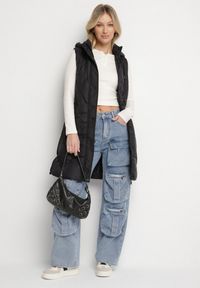 Born2be - Czarna Pikowana Kamizelka z Odpinanym Kapturem i Ściągaczami Lorianvia. Okazja: na co dzień, na spacer. Kolor: czarny. Materiał: jeans. Styl: sportowy, casual, elegancki #7