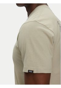 Vans T-Shirt Next Stop VN000NHPZUJ1 Beżowy Regular Fit. Kolor: beżowy. Materiał: bawełna #4