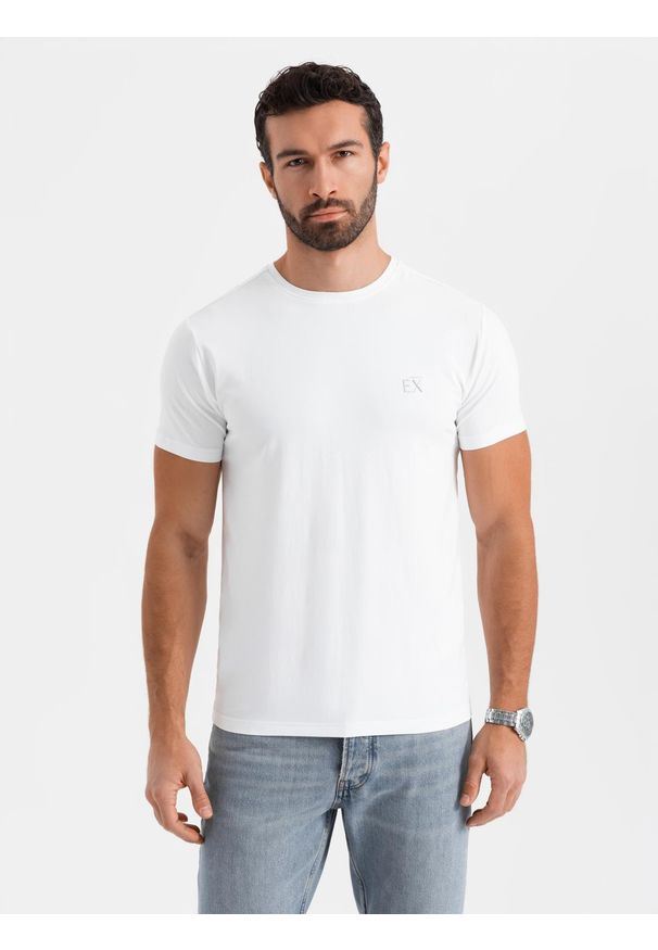 Ombre Clothing - Męski t-shirt SLIM FIT z elastanem i printem – biały V2. Okazja: na co dzień. Typ kołnierza: dekolt w serek. Kolor: biały. Materiał: elastan. Wzór: nadruk. Styl: casual