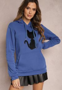 Renee - Niebieska Bluza Kangurka z Czarnym Kotem i Kapturem Hummi. Okazja: na spacer. Kolor: niebieski #1