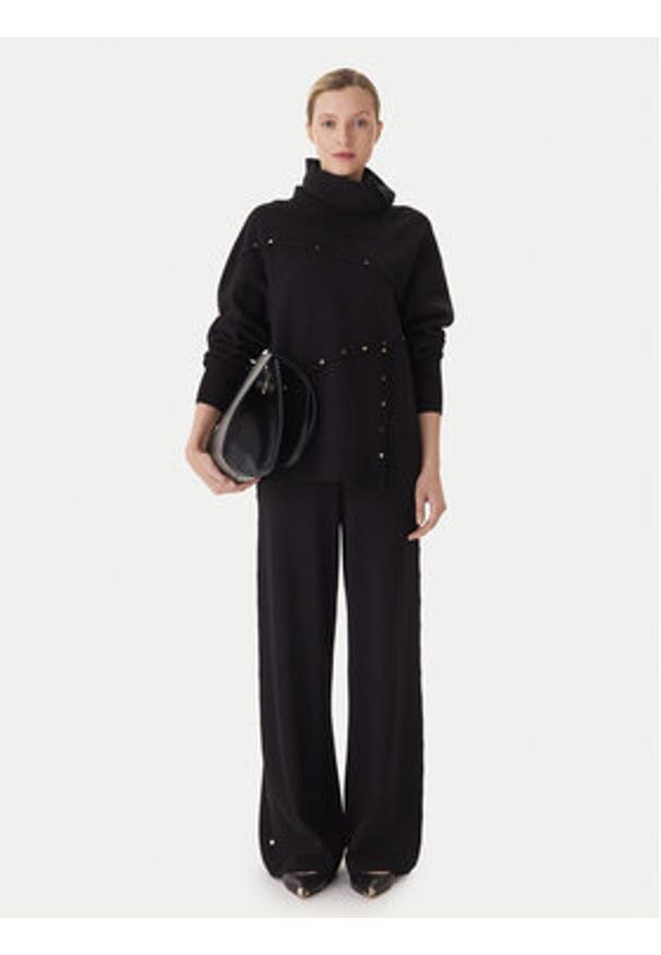 LOLA CASADEMUNT Sweter LF2511010 Czarny Regular Fit. Kolor: czarny. Materiał: wiskoza