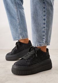 Born2be - Czarne Sneakersy na Grubej Tłoczonej Platformie Ozdobione Brokatem i Koronką Zellysh. Okazja: na co dzień. Kolor: czarny. Materiał: koronka. Wzór: aplikacja, koronka. Obcas: na platformie #1