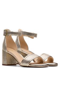 Clarks Sandały Ezoria Mae 26181296 Złoty. Kolor: złoty. Materiał: skóra #2