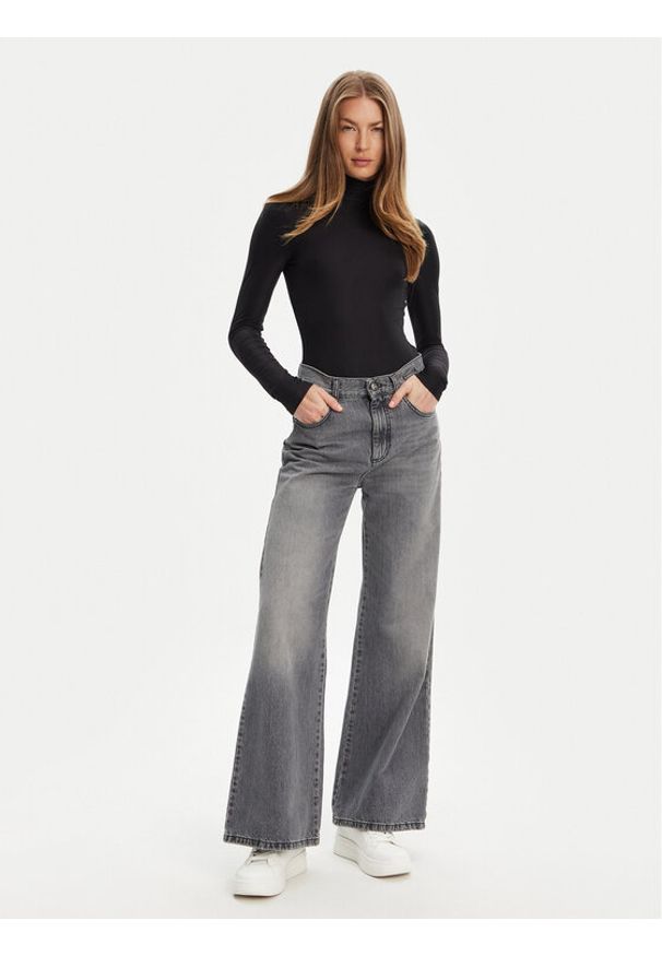 Guess Body O5GM10 KCDE0 Czarny Regular Fit. Kolor: czarny. Materiał: syntetyk