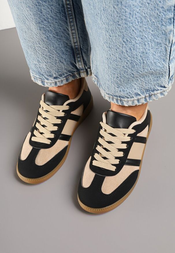 Renee - Czarno-Beżowe Sneakersy Sportowe przed Kostkę z Ozdobnymi Paskami Zonevia. Wysokość cholewki: przed kostkę. Zapięcie: pasek. Kolor: czarny. Szerokość cholewki: normalna. Wzór: paski