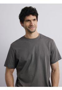 Reserved - T-shirt regular z bawełny - szary. Kolor: szary. Materiał: bawełna