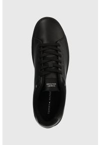 TOMMY HILFIGER - Tommy Hilfiger sneakersy skórzane COURT THICK CUPSOLE LEATHER kolor czarny FM0FM04830. Nosek buta: okrągły. Kolor: czarny. Materiał: skóra #3
