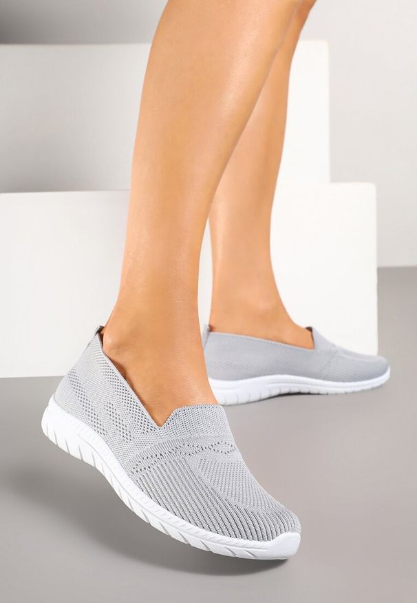 Born2be - Szare Wsuwane Tenisówki Mokasyny Venni. Okazja: na spacer, na co dzień. Zapięcie: bez zapięcia. Kolor: szary. Materiał: jeans, dresówka. Styl: casual, elegancki