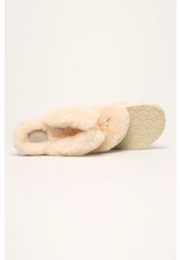 Ugg - UGG - Japonki Fluff Flip Flop III. Materiał: wełna, syntetyk, materiał, guma. Wzór: gładki. Wysokość obcasa: bez obcasa, niski #2