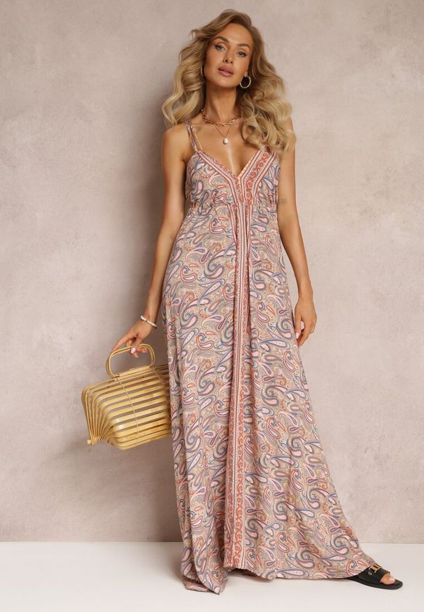 Renee - Beżowa Rozkloszowana Sukienka Maxi Wiązana na Szyi z Wiskozy z Printem Paisley Olympie. Kolor: beżowy. Materiał: wiskoza. Wzór: paisley, nadruk. Sezon: lato, wiosna. Styl: boho. Długość: maxi