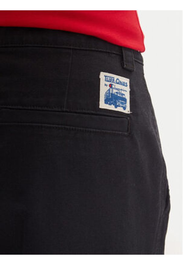Champion Spodnie materiałowe 220506 Czarny Straight Leg. Kolor: czarny. Materiał: bawełna