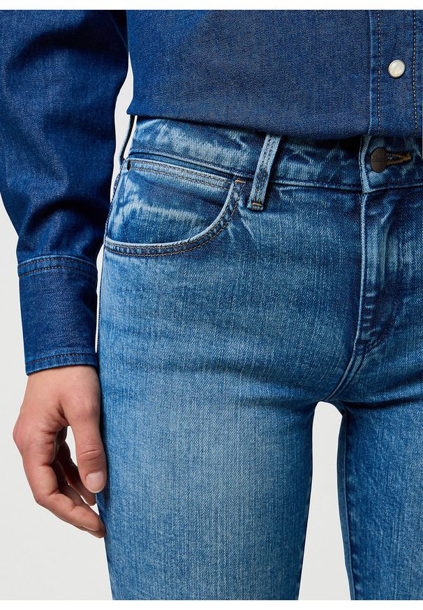 Wrangler - DAMSKIE SPODNIE WRANGLER BOOTCUT RUSTLER WASH 112373180