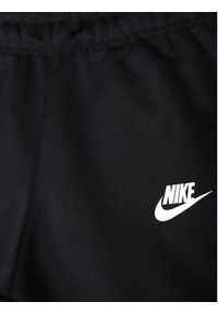 Nike Spodnie dresowe Older Kids' AV8388 Czarny Regular Fit. Kolor: czarny. Materiał: syntetyk #2