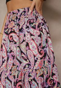 Renee - Fioletowa Spódnica Rozkloszowana High Waist z Motywem Paisley Nevolissa. Okazja: na co dzień. Stan: podwyższony. Kolor: fioletowy. Wzór: paisley. Styl: casual #3