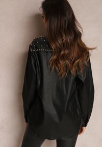 Renee - Czarna Koszula z Imitacji Skóry z Nitami Carleton. Okazja: na co dzień. Kolor: czarny. Materiał: skóra. Wzór: aplikacja. Sezon: zima, jesień. Styl: klasyczny, elegancki, casual #4