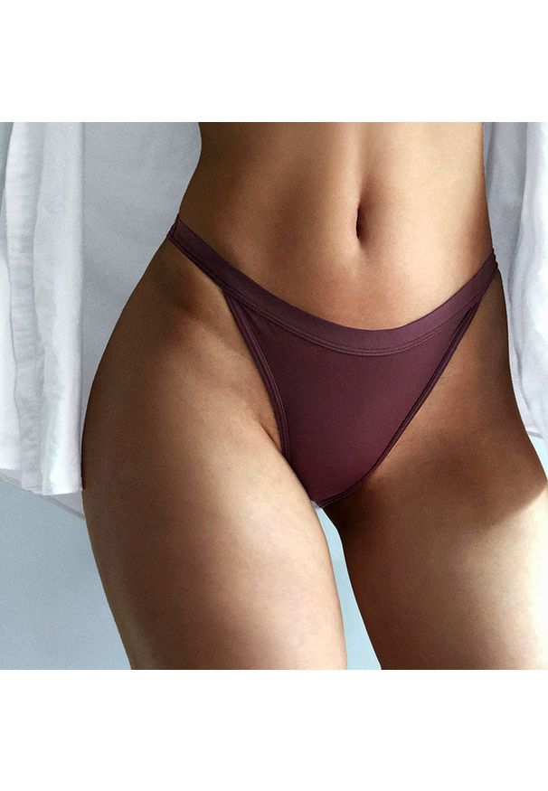 Intica - Tangi biodrówki elastyczne miękkie na co dzień Agafia. Stan: obniżony. Kolor: biały. Materiał: materiał