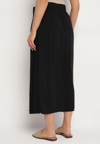 Born2be - Czarna Spódnica z Wiskozy o Rozkloszowanym Kroju Galinelle. Okazja: na co dzień. Kolor: czarny. Materiał: wiskoza. Styl: elegancki, casual #7