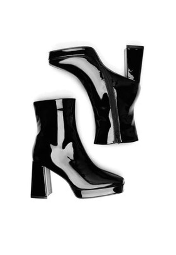 DeeZee Botki WM07022024 Czarny. Kolor: czarny. Materiał: materiał