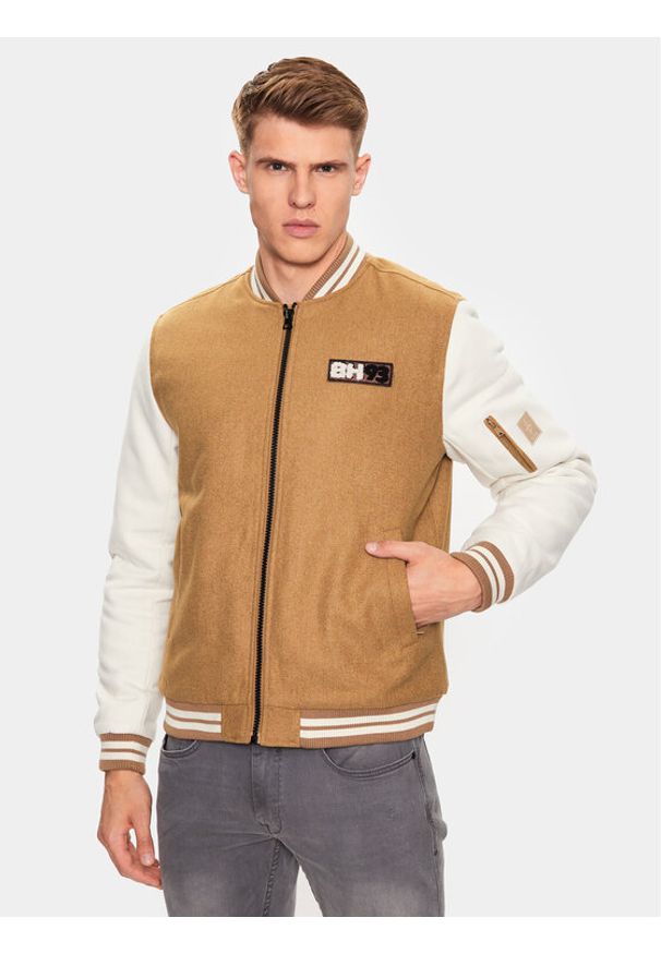 Blend Kurtka bomber 20715276 Brązowy Regular Fit. Kolor: brązowy. Materiał: syntetyk