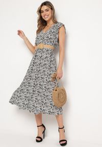 Born2be - Czarna Sukienka Bawełniana z Gumką w Talii i Mozaikowym Wzorem Indaria. Kolor: czarny. Materiał: bawełna #6