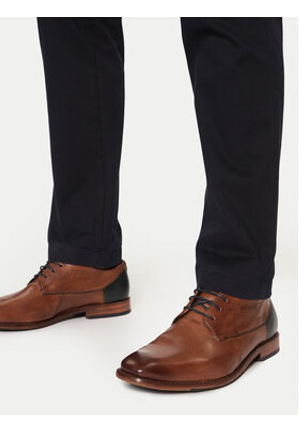 Bugatti Półbuty 311AEM011000 Brązowy. Kolor: brązowy. Materiał: skóra