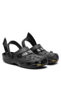 Crocs Klapki Classic Batman Batmobile Clog 210219 Czarny. Kolor: czarny. Wzór: motyw z bajki #4