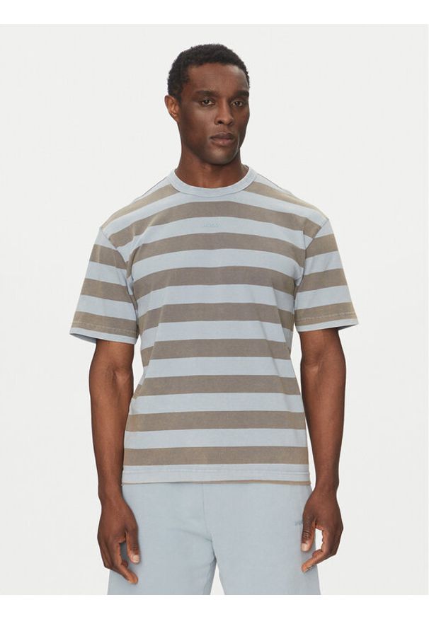 Hugo - HUGO T-Shirt Dockoe 50535283 Błękitny Relaxed Fit. Kolor: niebieski. Materiał: bawełna