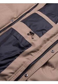 Ombre Clothing - Kurtka męska parka zimowa - jasnobrązowa V6 OM-JALJ-0132 - M. Kolor: brązowy. Materiał: poliester, futro. Długość: długie. Wzór: aplikacja. Sezon: zima #6