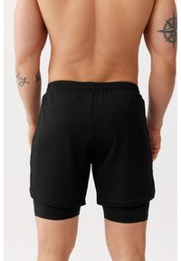 ROUGH RADICAL - Męskie spodenki sportowe z podspodenkami Rough Radical Fast Duo Shorts. Kolor: czarny. Sport: bieganie