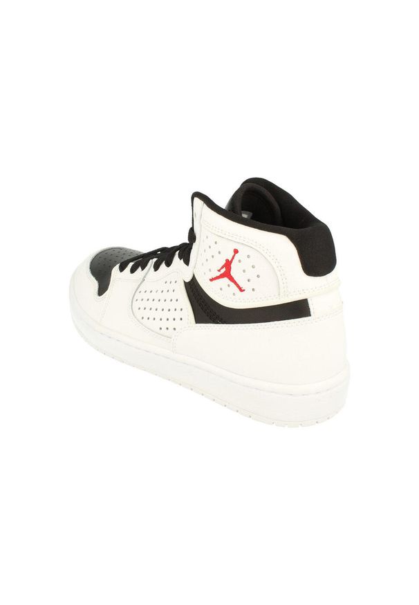 Buty do chodzenia męskie Nike Air Jordan Access. Zapięcie: sznurówki. Kolor: biały. Materiał: materiał, skóra, tkanina, syntetyk. Szerokość cholewki: normalna. Model: Nike Air Jordan. Sport: turystyka piesza