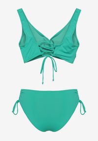 Born2be - Ciemnozielone Bikini Majtki Typu Figi i Biustonosz z Ozdobnym Wiązaniem Kinnavia. Kolor: zielony