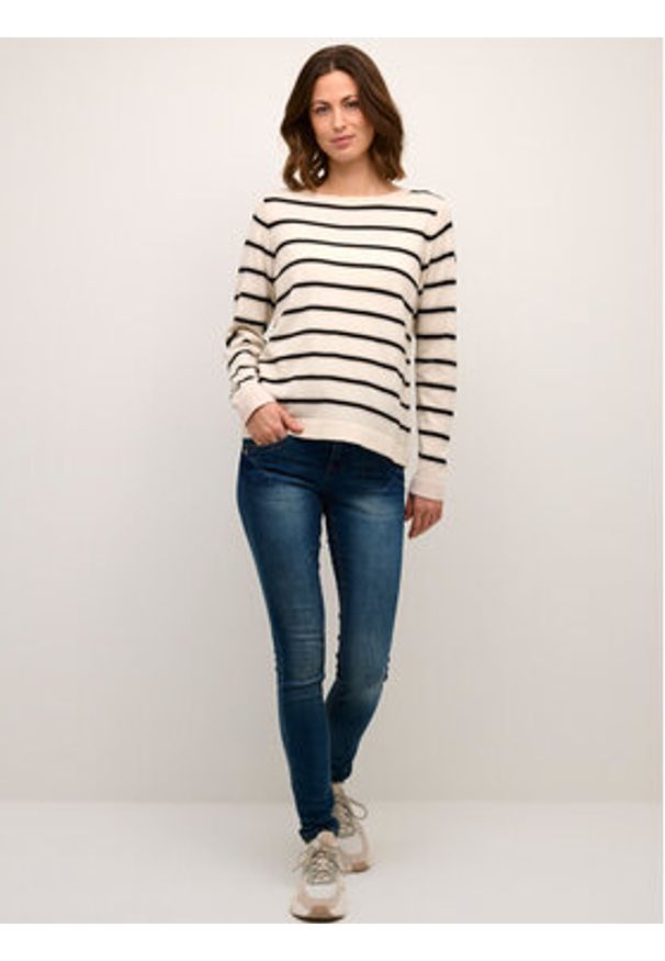 Cream Sweter Crdela Knit 10611709 Beżowy Regular Fit. Kolor: beżowy. Materiał: wiskoza