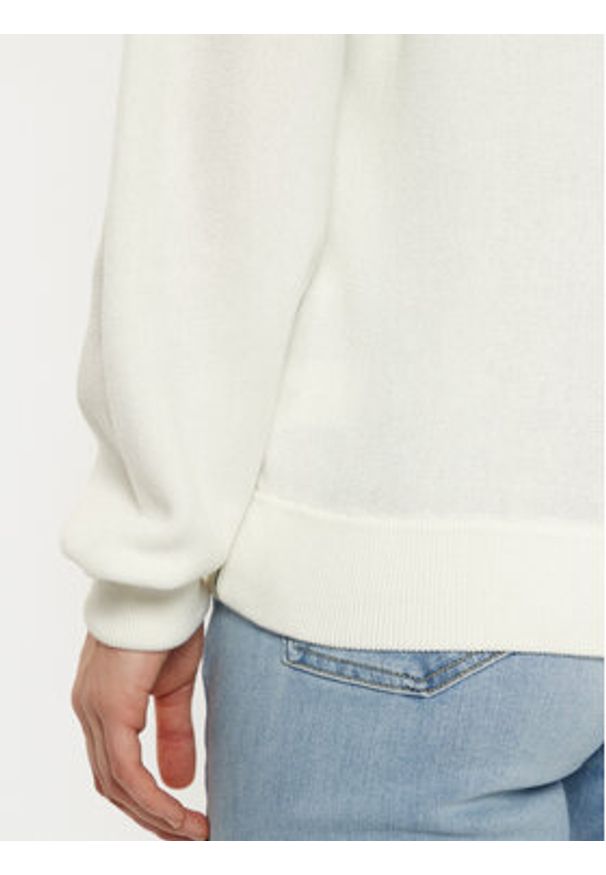 Lacoste Sweter AF5622 Écru Regular Fit. Materiał: bawełna