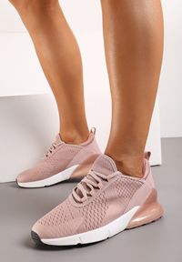 Born2be - Różowe Buty Sportowe Wsuwane z Ozdobnym Wiąaniem Casaria. Zapięcie: bez zapięcia. Kolor: różowy. Materiał: jeans. Szerokość cholewki: normalna
