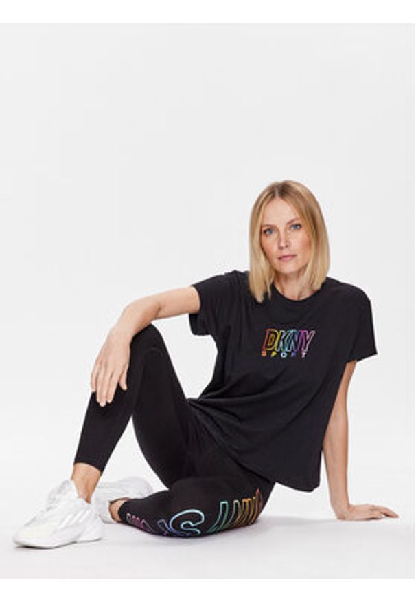 DKNY Sport T-Shirt DP3T8782 Czarny Classic Fit. Kolor: czarny. Materiał: bawełna. Styl: sportowy