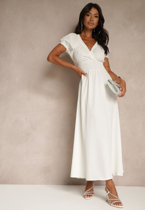 Renee - Biała Sukienka z Bufiastymi Rękawami Dolirrea. Okazja: na co dzień. Kolor: biały. Typ sukienki: proste. Styl: elegancki, casual, klasyczny