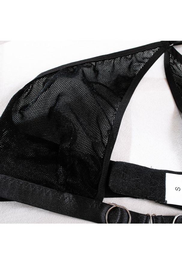 Intica - Biustonosz skrzyżowany z regulowanymi paskami komplet bielizny Jeanine. Kolor: czarny. Materiał: materiał, skóra