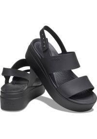 Crocs - Brooklyn Low Wedge. Kolor: czarny #2