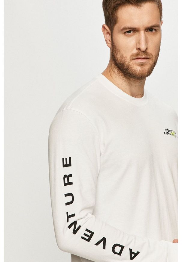 adidas Originals - Longsleeve. Okazja: na co dzień. Kolor: biały. Materiał: dzianina. Długość rękawa: długi rękaw. Wzór: nadruk. Styl: casual