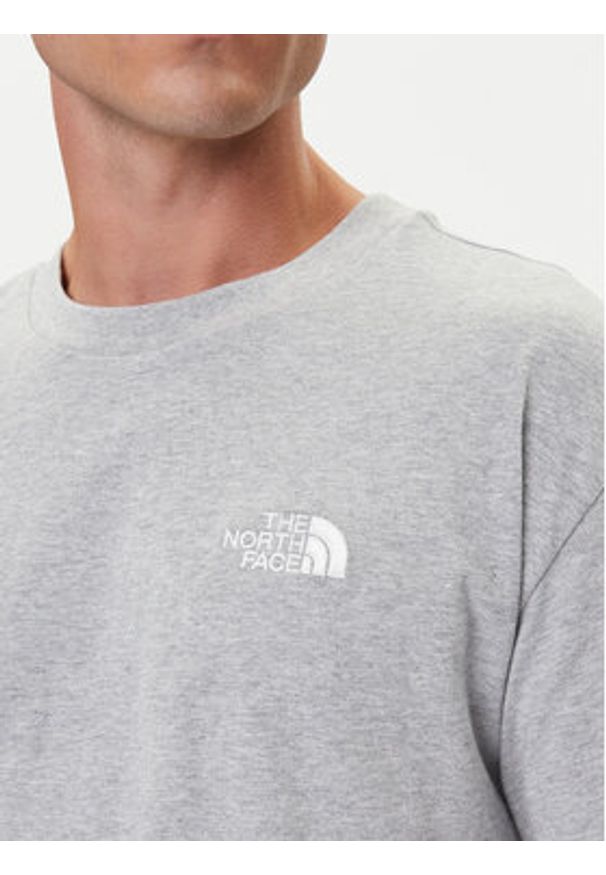 The North Face T-Shirt Simple Dome NF0A87NR Szary Oversize. Kolor: szary. Materiał: bawełna