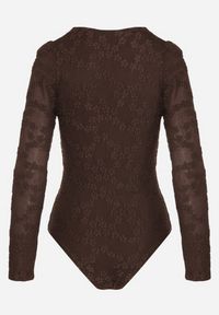 Born2be - Brązowe Kopertowe Body z Długim Rękawem Zdobione Wzorem w Kwiaty Zennesa. Okazja: na co dzień. Typ kołnierza: dekolt w serek. Kolor: brązowy. Materiał: jeans. Długość rękawa: długi rękaw. Długość: długie. Wzór: aplikacja, kwiaty. Styl: casual, elegancki #3