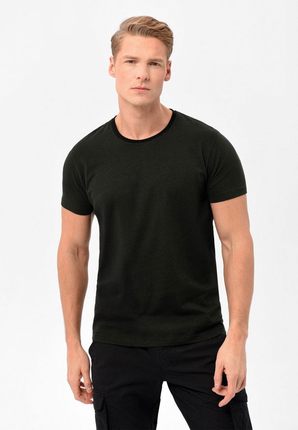 Volcano - Bawełniany t-shirt T-CAS. Okazja: na co dzień. Materiał: bawełna. Wzór: melanż. Sezon: lato. Styl: casual