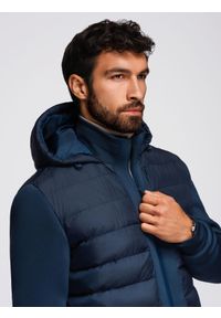 Ombre Clothing - Pikowana kurtka bomberka z kapturem i dzianinowymi rękawami – granatowa V2 - Rozmiar: L. Typ kołnierza: kaptur. Kolor: niebieski. Materiał: dzianina. Wzór: aplikacja, nadruk. Styl: klasyczny #3