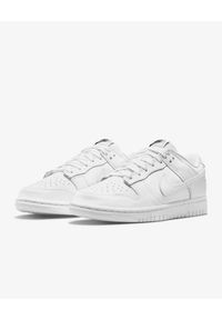 Buty sportowe Nike Dunk Low Triple White. Kolor: biały. Sport: turystyka piesza