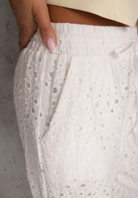 Renee - Białe Ażurowe Spodnie Wide Leg z Bawełny w Rustykalnym Stylu z Haftem Elladith. Okazja: na co dzień. Kolor: biały. Materiał: bawełna. Wzór: ażurowy, haft. Styl: casual, boho #3