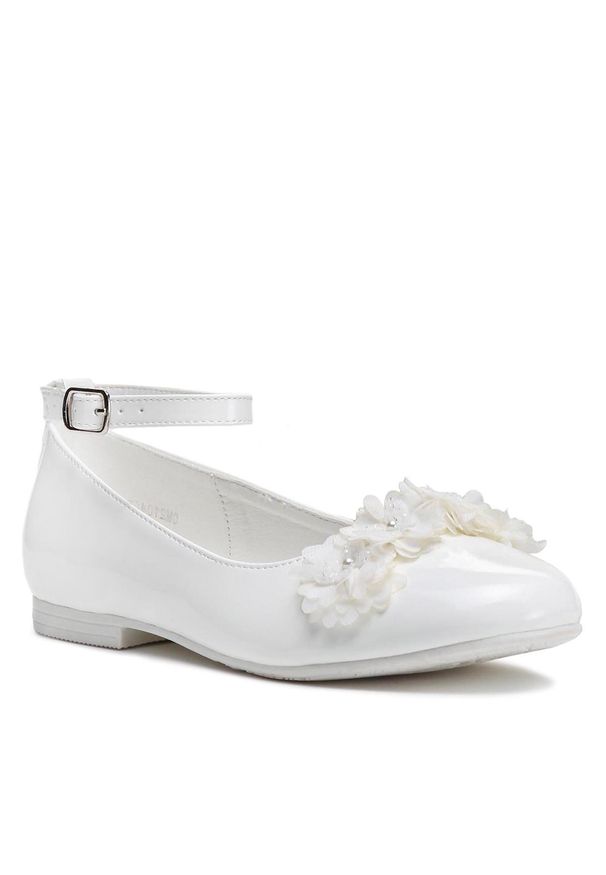 Baleriny Nelli Blu CM210410-4A White. Kolor: biały. Materiał: skóra
