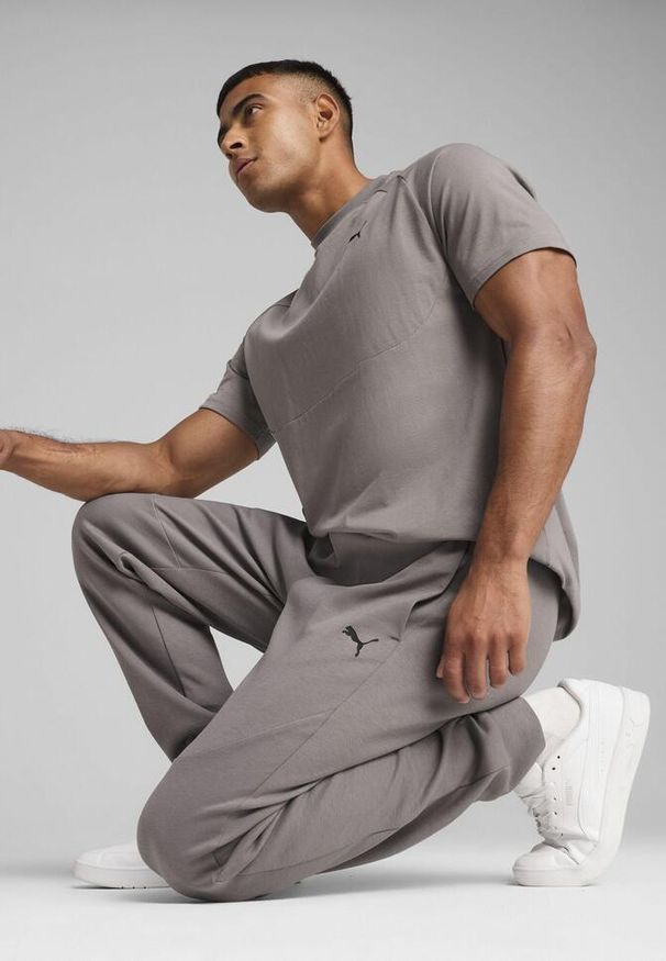 Puma - Męska koszulka PUMATECH PUMA Cast Iron Gray. Kolor: szary. Długość rękawa: raglanowy rękaw. Wzór: aplikacja, nadruk