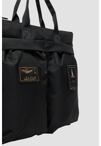 Aeronautica Militare - AERONAUTICA MILITARE Czarna męska torba sportowa. Kolor: czarny. Wzór: aplikacja #2