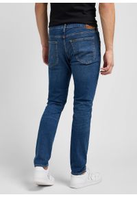 Lee - MESKIE SPODNIE LEE LUKE EAST NEW YORK 112346319. Okazja: na spotkanie biznesowe, na co dzień. Styl: biznesowy, klasyczny, casual #2